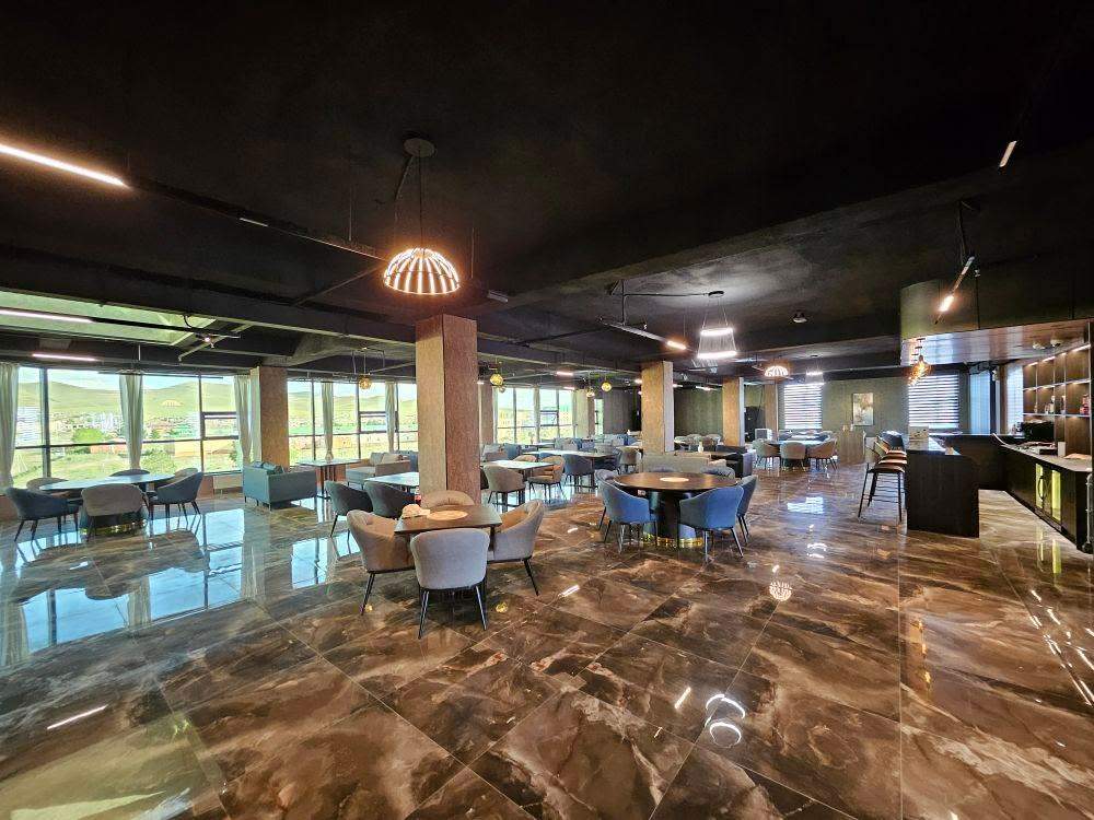Sky Lounge Restaurant